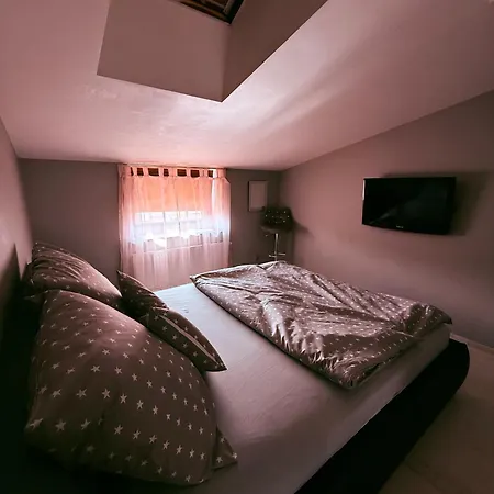 Mieszkanie W Centrum Szczecina アパート シュチェチン