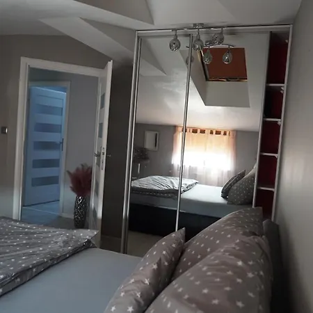 アパート Mieszkanie W Centrum Szczecina シュチェチン