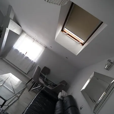 Mieszkanie W Centrum Szczecina アパート