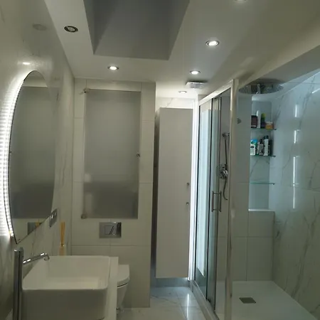 Mieszkanie W Centrum Szczecina シュチェチン