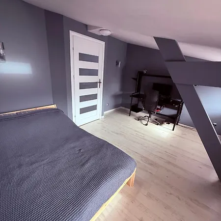 アパート Mieszkanie W Centrum Szczecina シュチェチン